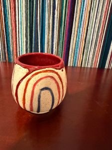 Small Arch Cup · Dark Red, photo 2