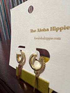 Twinkle huggie earrings (geo charm), photo 3