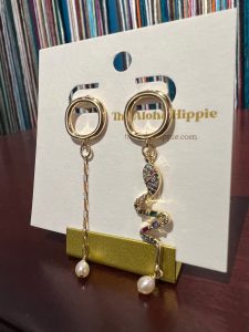 Big o studs snake charm + pearls, photo 3
