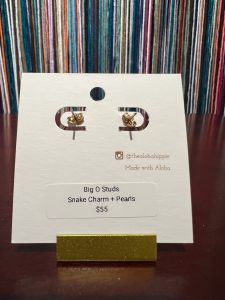 Big o studs snake charm + pearls, photo 4