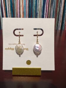 Golden fin earrings (fresh water pearls), photo 2
