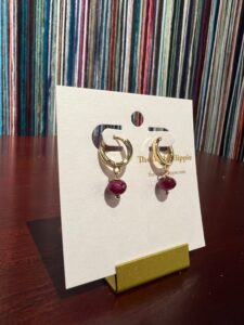 Classic huggie earrings (vintage corundum/ruby), photo 2