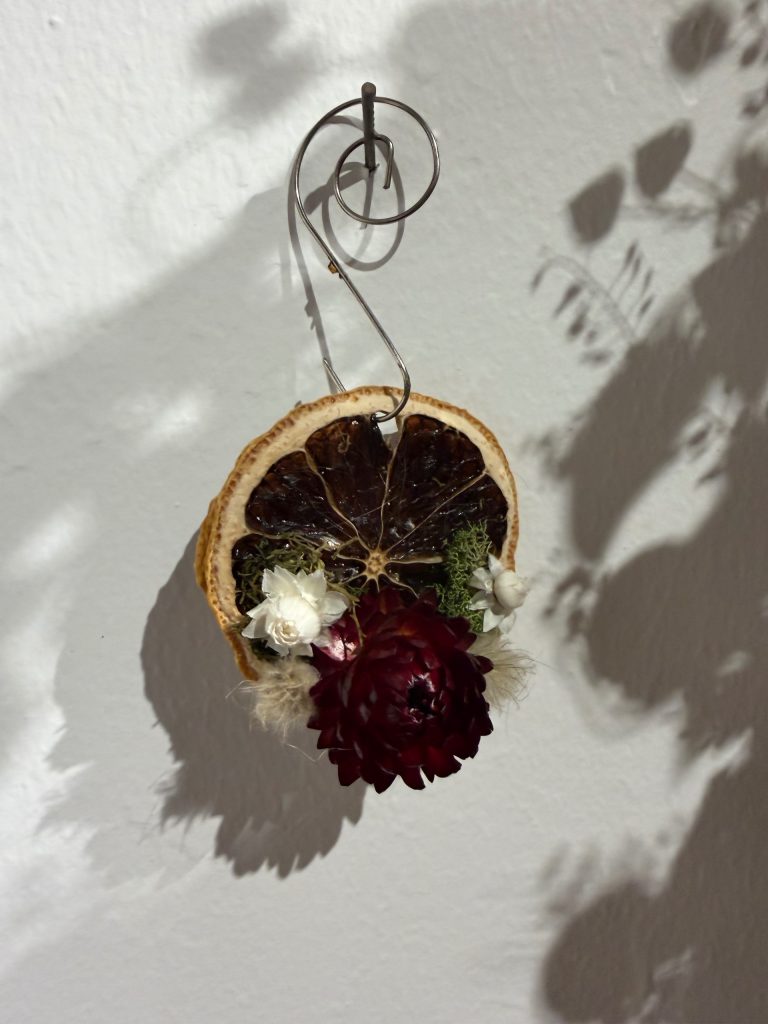 Flower ornament No. 02, photo 1