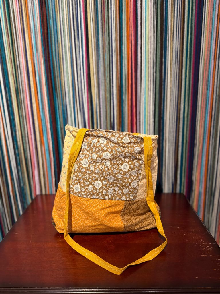 Timeless Totes No. 09, photo 1