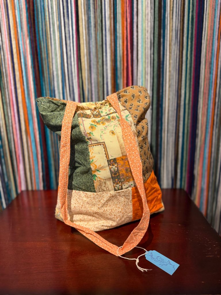 Timeless Totes No. 01, photo 2